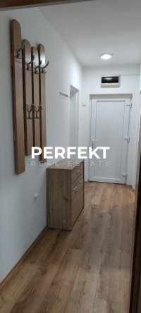 Nekretnina: Centar, manji dvosoban 44m2, ta, prvi sprat