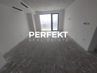 Nekretnina: Centar 80m2, treći sprat, eg
