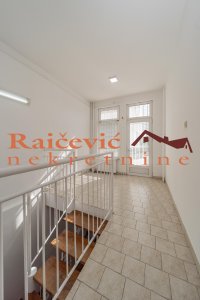 Nekretnina: VOZDOVAC Zaplanjska ID: 93232