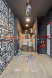 Nekretnina: STARI GRAD Strahinjica bana ID: 92961