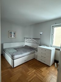 Nekretnina: Vračar - 3.0 ID#24742