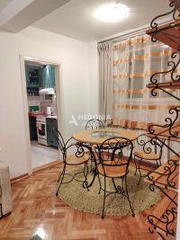 Nekretnina: Dedinje, izdavanje, dvosoban, namešten, dvorište ID#10330