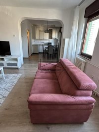 Nekretnina: Prostran trosoban stan na Novom Naselju ID#7066