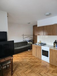 Nekretnina: Garsonjera na Detelinari ID#7064