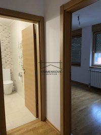 Nekretnina: pogodno za kancelarije ID#7069