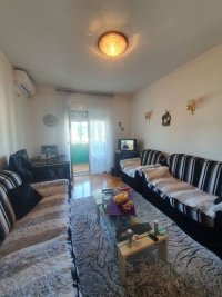 Nekretnina: Pprodajemo namješten jednosoban stan na Zabjelu 49m2