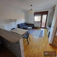 Nekretnina: Dvosoban u centru, kod fakulteta