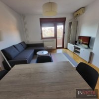 Nekretnina: Dvosoban u centru, kod fakulteta