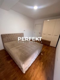 Nekretnina: Centar, trosoban, 89m2, čevrti sprat, lift, eg