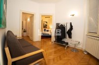 Nekretnina: Salonac, Trg Republike ID#4375