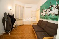 Nekretnina: Salonac, Trg Republike ID#4375