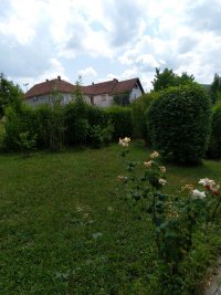 Nekretnina: Prodajem kucu u Vrnjackoj Banji 360m2