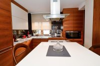 Nekretnina: Lux kompletno nameštena sa garažama ID#134659