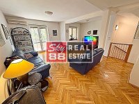 Nekretnina: Kuca Banovo brdo, Golf naselje , blizina Kosutnjaka ID#2499