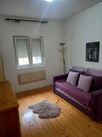 Nekretnina: Prodajem kucu u Zemunu-Plavi Horizonti