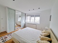 Nekretnina: Senjak, izdavanje, 4.0, renoviran, dvorište ID#10409