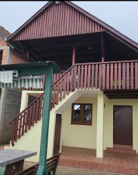 Nekretnina: 2-etažna kuća na prodaju, Gradske lokacije, 30.000€, 63m²