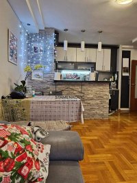 Nekretnina: Komforan dvoiposoban stan na Detelinari ID#7119