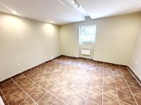 Nekretnina: Baba Višnjina, sredjen polusuteren, dobra zgrada ID#4411