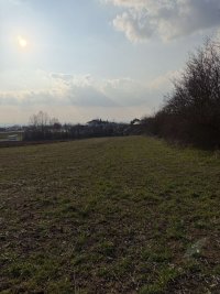 Nekretnina: Prodajem gradjevinsko zemljiste u industrijskoj zoni Pojate