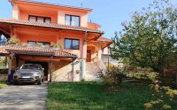 Nekretnina: Sremčica, Lux porodična kuća 295m2 na 11 ari