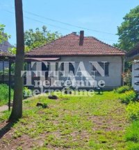 Nekretnina: cena dogovor, centar naselja, uknjizena ID#5672