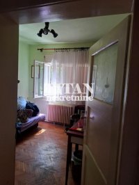 Nekretnina: cena dogovor, centar naselja, uknjizena ID#5672