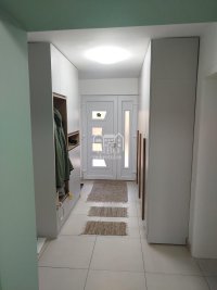 Nekretnina: Trosoban stan u kući-Donji Komren ID#2412