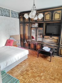 Nekretnina: Blok 70, TC Piramida, 2.5, adaptiran ID#10444