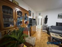 Nekretnina: OPŠTINA ZEMUN Pere Kosorića ID: 95929122