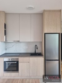 Nekretnina: Nov, jednoiposoban, Ćirpanova