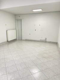 Nekretnina: Izdajem lokal 28m2 u ulici Cara Lazara 37a u Krusevcu