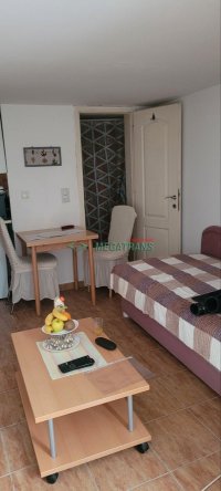 Nekretnina: Garsonjera 16m2, prizemlje stambene zgrade, centar, Skerlićeva ulica. ID#1463