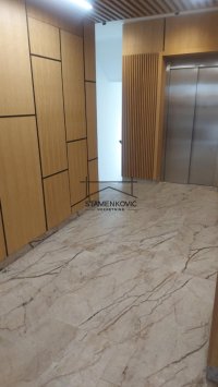 Nekretnina: Square Garden - Useljiv -kredit ID#7190