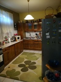 Nekretnina: Prelepa kuća sa velikim placem na Novom naselju ID#7196