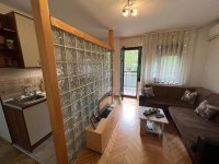 Nekretnina: Filmski grad, namešten, svetao, useljiv ID#4493