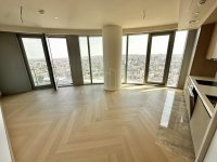 Nekretnina: St. Regis Residences, pogled na reku, terasa, gm, odmah dostupan ID#4497