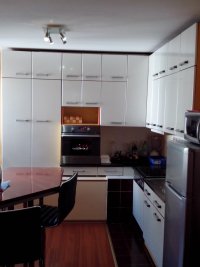 Nekretnina: Centar-Ekonomski fakultet,LUX namesten,moderan