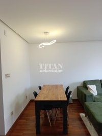 Nekretnina: Renoviran uknjizen cena sa namestajem ID#5695