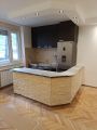 Odličan renoviran 2.5soban stan, Đeram