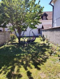 Nekretnina: Zemun Novi Grad, kuća sa placem