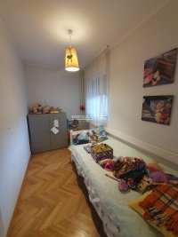 Nekretnina: Krunski venac, 3.5, renoviran