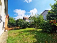 Nekretnina: Novija kuća savremeno-klasičnog stila