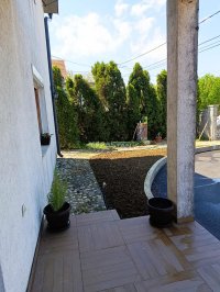 Nekretnina: Novija kuća savremeno-klasičnog stila