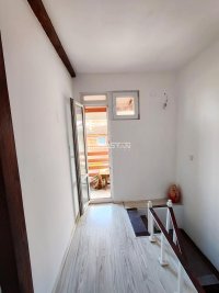 Nekretnina: Poslovno stambena kuća