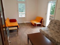 Nekretnina: Zlatibor, kuća sa dva apartmana