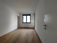 Nekretnina: Novogradnja, saobraćajni fakultet