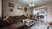 Nekretnina: Blage kosine. Garaža. Cena!!!!! Mogućnost 2 stana. ID#33233