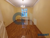 Nekretnina: STARI GRAD Čumićeva ID: 658881360