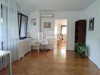 Nekretnina: Izdaje se komforan i osunčan stan ID#8881